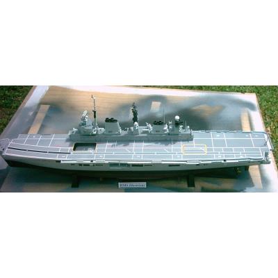 00 HMS Ilustrious 1-350 scale by Mark.jpg